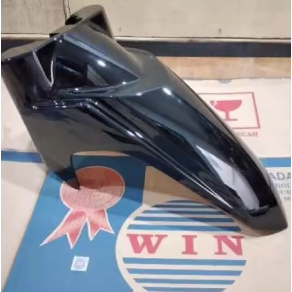 Slebor depan jupiter z1 hitam spakbor depan jupiter z1 sepakbor depan / front fender jupiter z1 hita