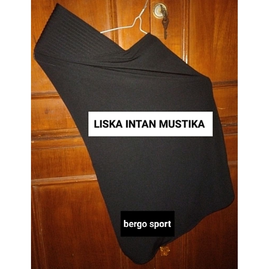 Hijab Instan Bergo Sport Hitam