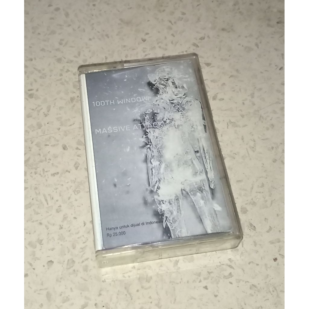 kaset massive attack/100th windows
