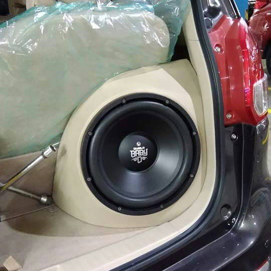 Box Audio sudut Custom Ertiga