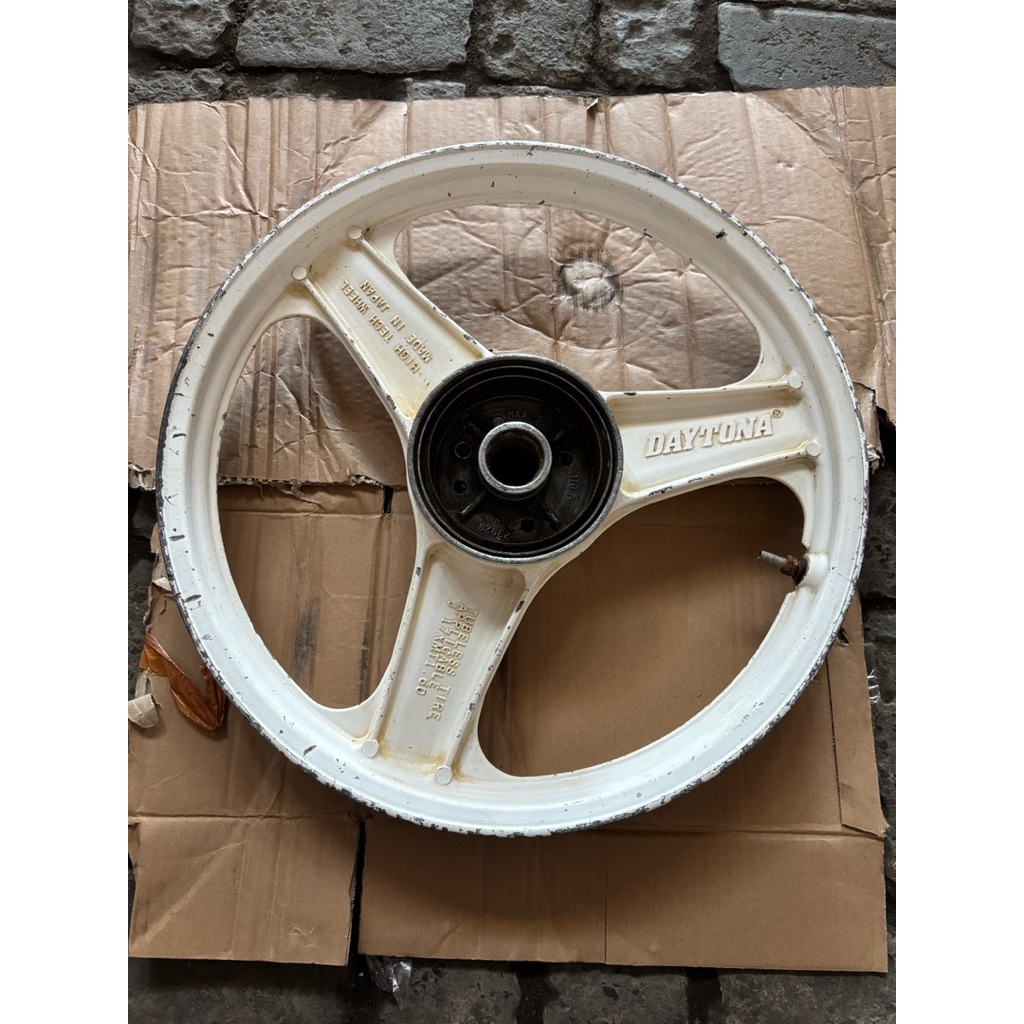 velg pelek Pelk Belakang Daytona palang 3 PNP Yamaha