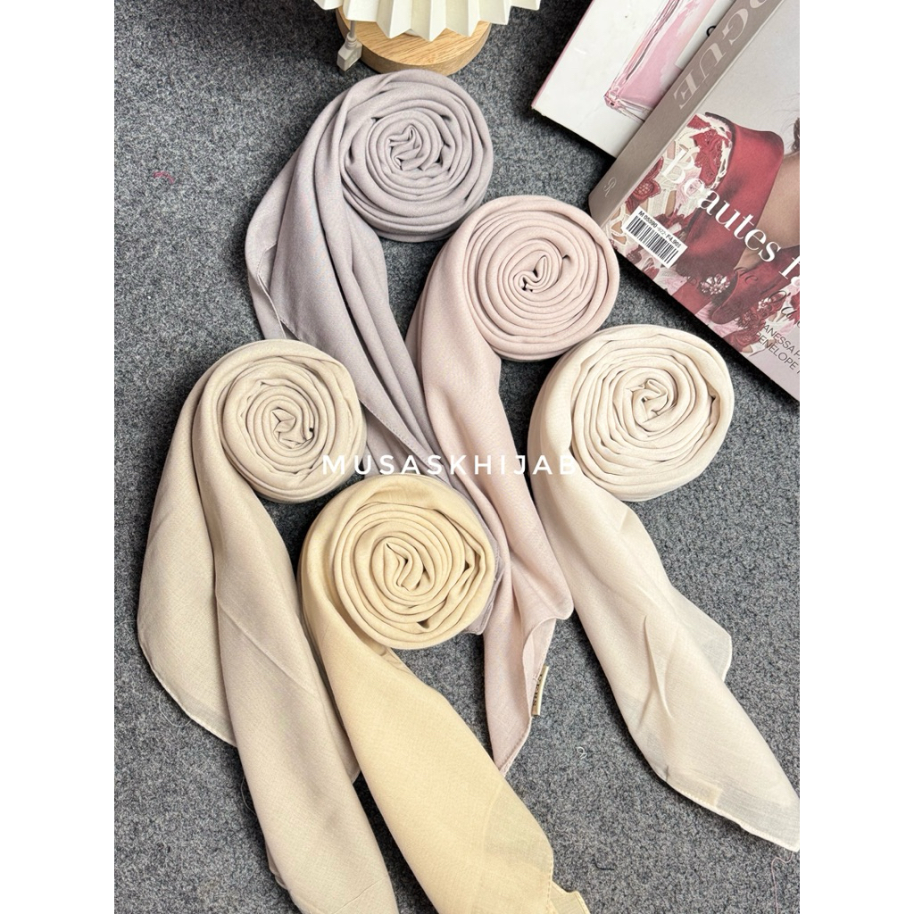 BASIC VOAL UMAMA-HERSCARVES / SEGIEMPAT POLOS UMAMA-HERSCARVES/ JILBAB POLOS