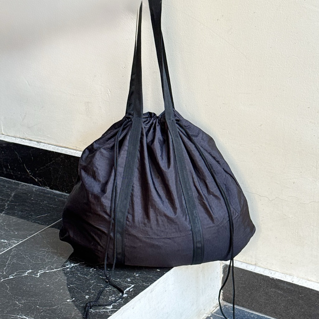 NERISSA — Unisex Drawstring Bag ala uniqlo