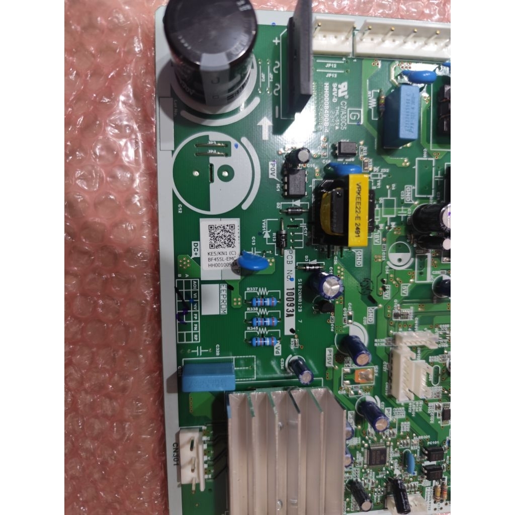 Modul PCB kulkas Hitachi model R-WB56PGD9