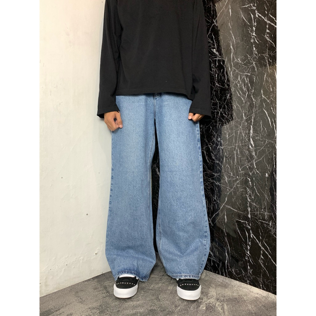Baggy Pants Blue Jeans Wash by 8 SECOND