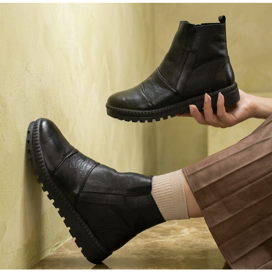 Cuero Nafisa Flat Boot Wanita 100% Kulit Sapi Asli – Sepatu Boot Casual Elegan & Nyaman v