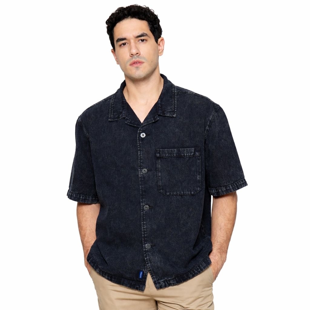 Nevada Woven Top Light Denim Boxy Kemeja Pria KMSP02