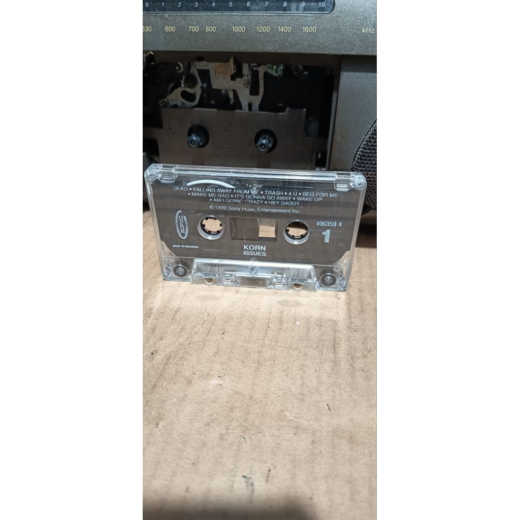 kaset pita Korn Issues