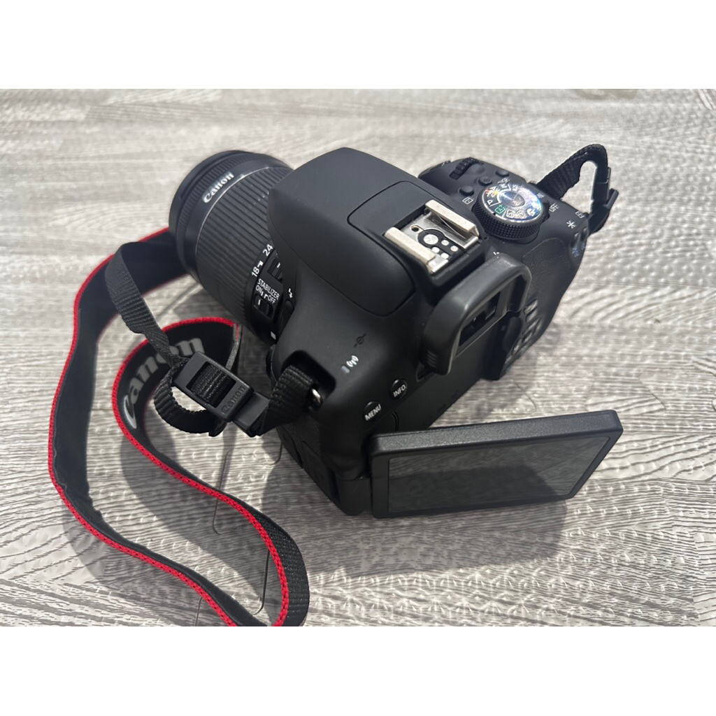 Kamera DSLR Canon EOS 750D Second (Pernah Dipakai)