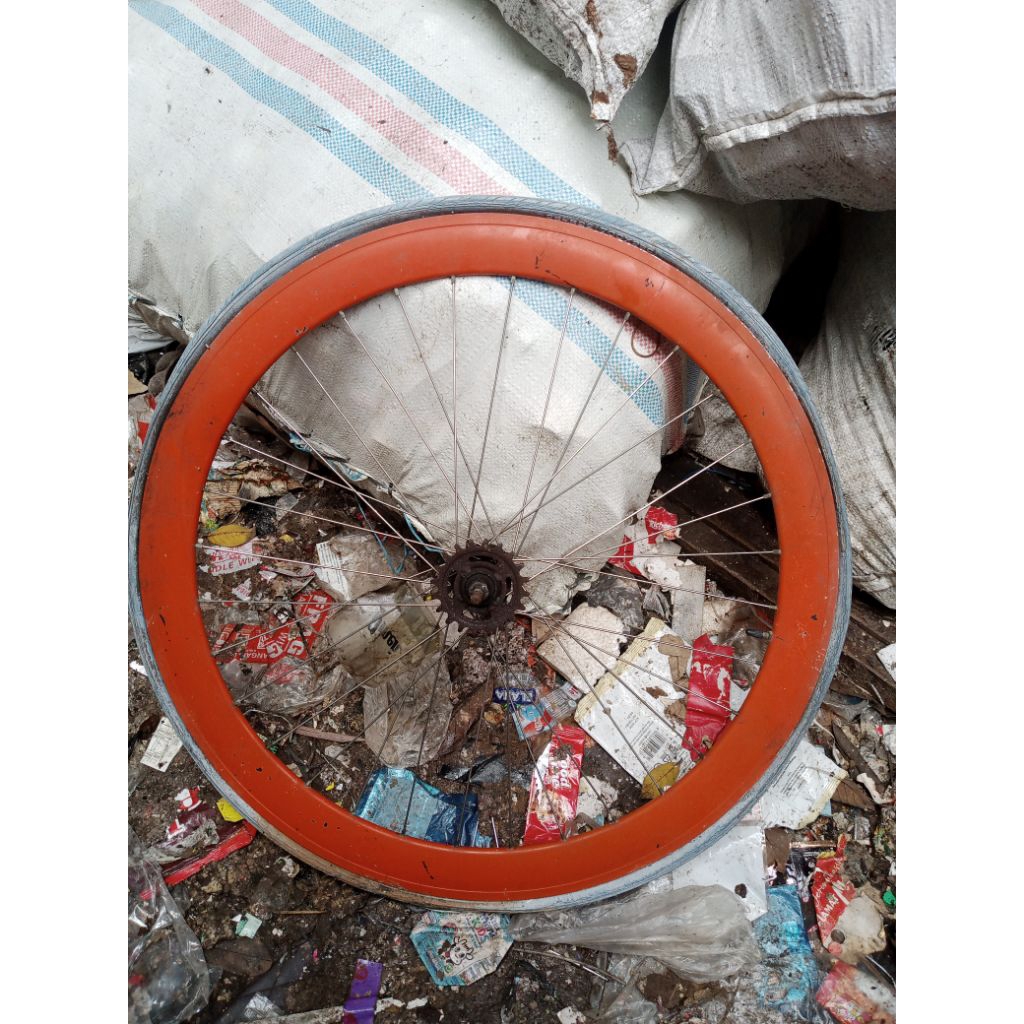 Velg belakang torpedo dan velg depan sepeda fixie second