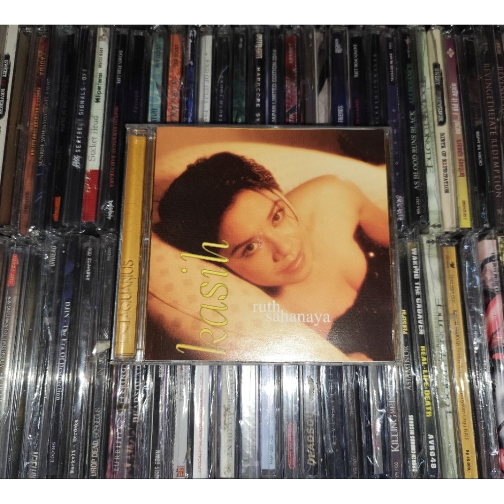 CD Ruth Sahanaya - Kasih