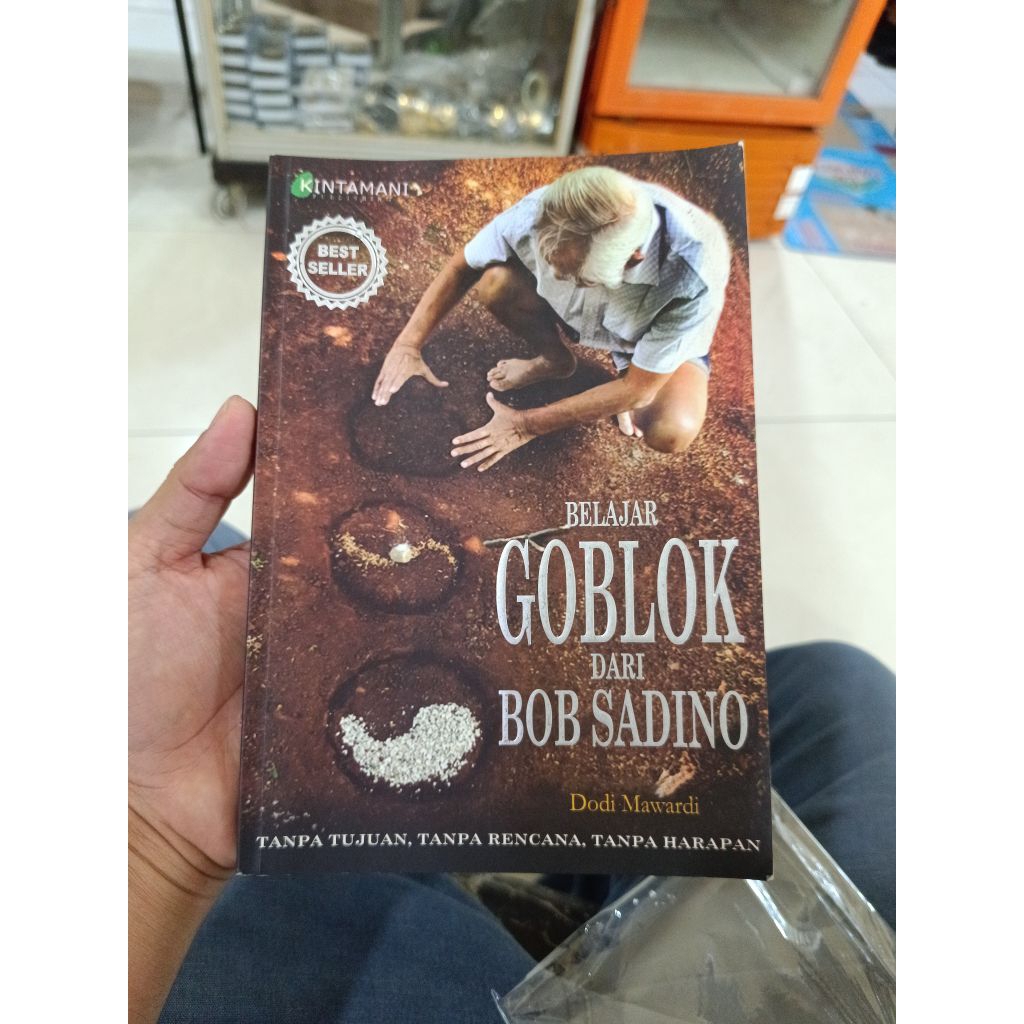 Belajar Goblok Dari Bob Sadino
