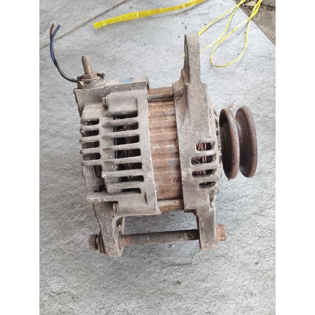 DINAMO ALTERNATOR KIJANG KAPSUL 7K BENSIN ORIGINAL CABUTAN