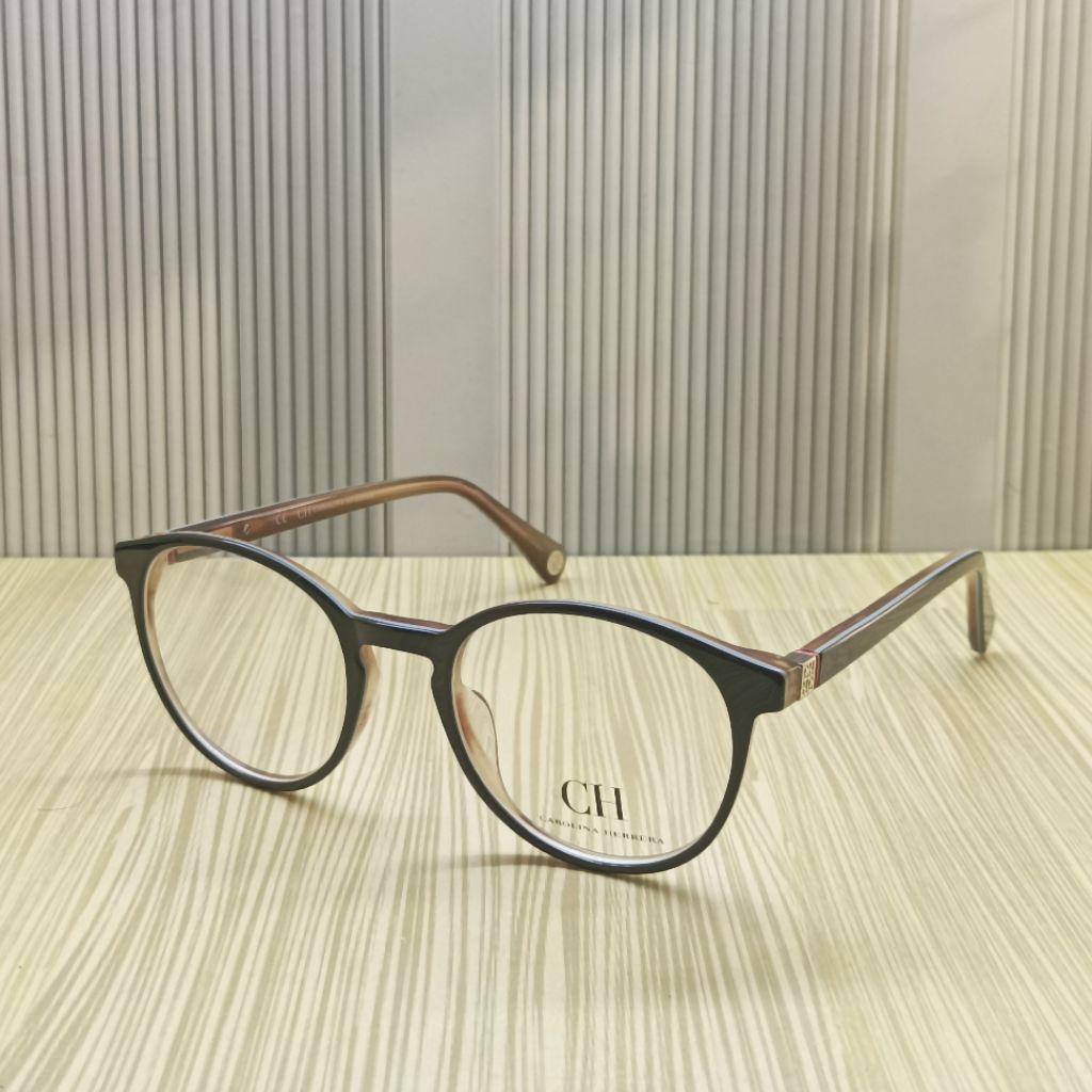 Kacamata Original CAROLINA HERRERA like New