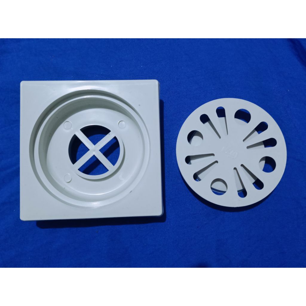 Saringan got PVC sakura /Afur kamar mandi/Pembuangan air kamar mandi