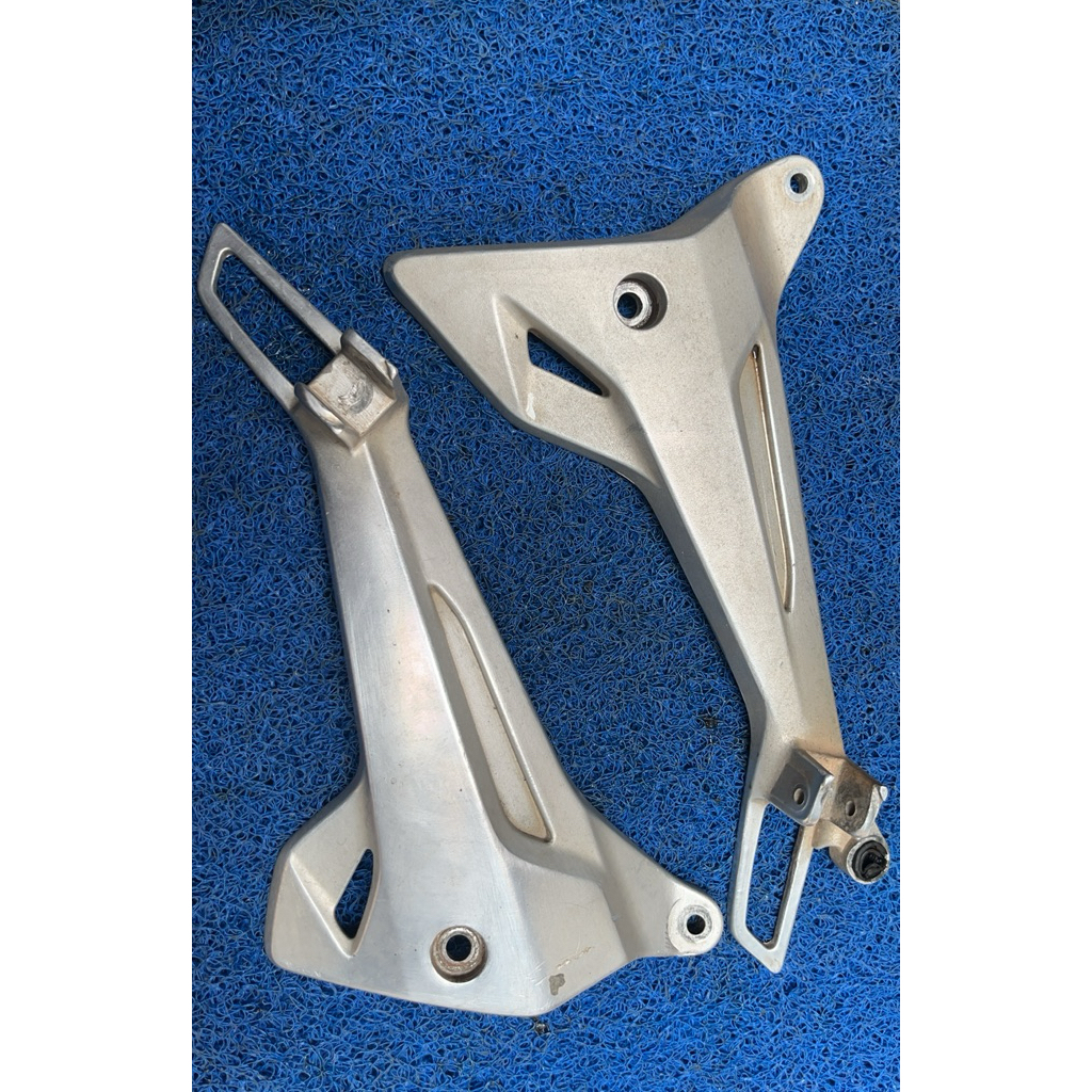 STEP BELAKANG ORIGINAL AHM KPH HONDA SUPRA X 125 BATMAN OLD