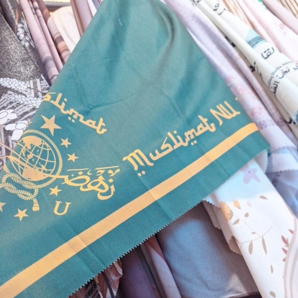 HIJAB SEGIEMPAT MUSLIMAT