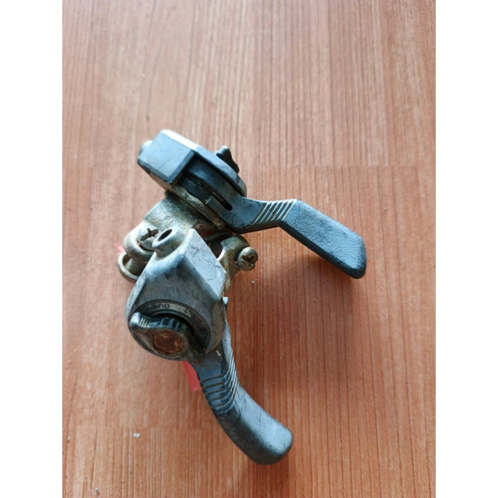 shifter sepeda merk shimano model friksi second
