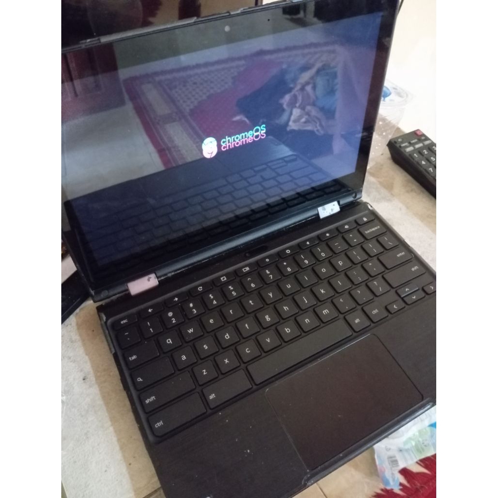 CROMEBOOK LENOVO 300e (Minus)