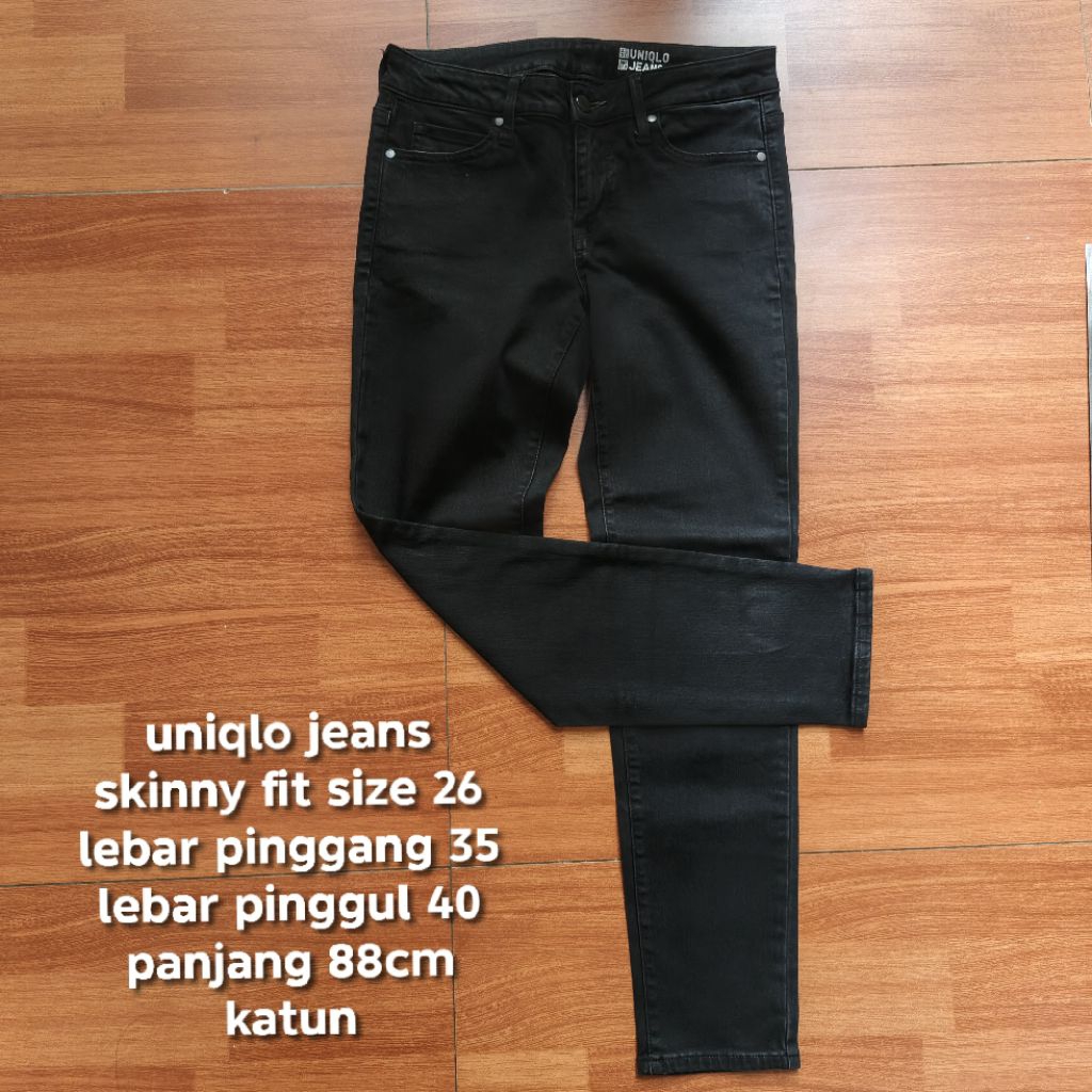 uniqlo celana jeans wanita pria remaja skinny fit stretch hitam black size 26 preloved