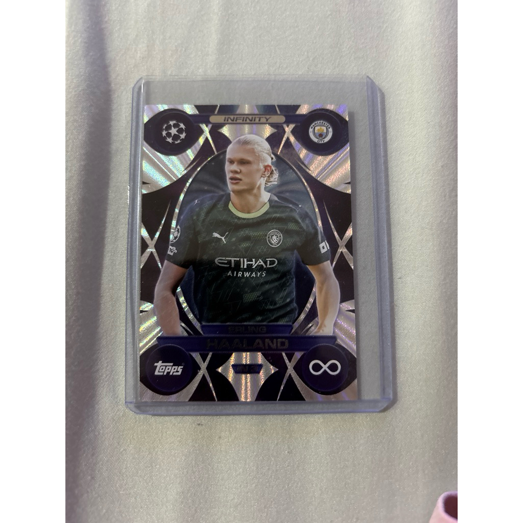 kartu topps match attax INFINITY Erling Haaland Manchester City