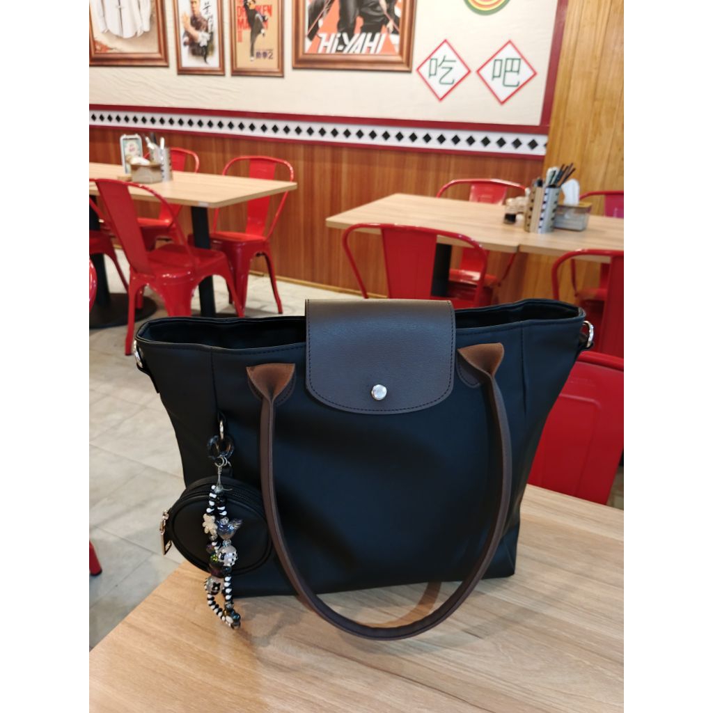 Preloved Like New Black Shoulder Bag