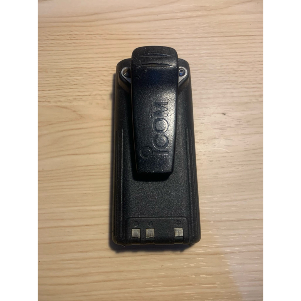 Baterai HT Icom Ic V8 second mati untuk dimodif