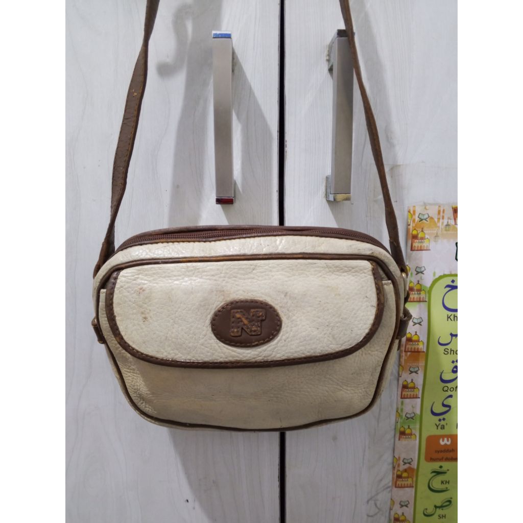 tas kulit Nina Ricci Sling bag kulit