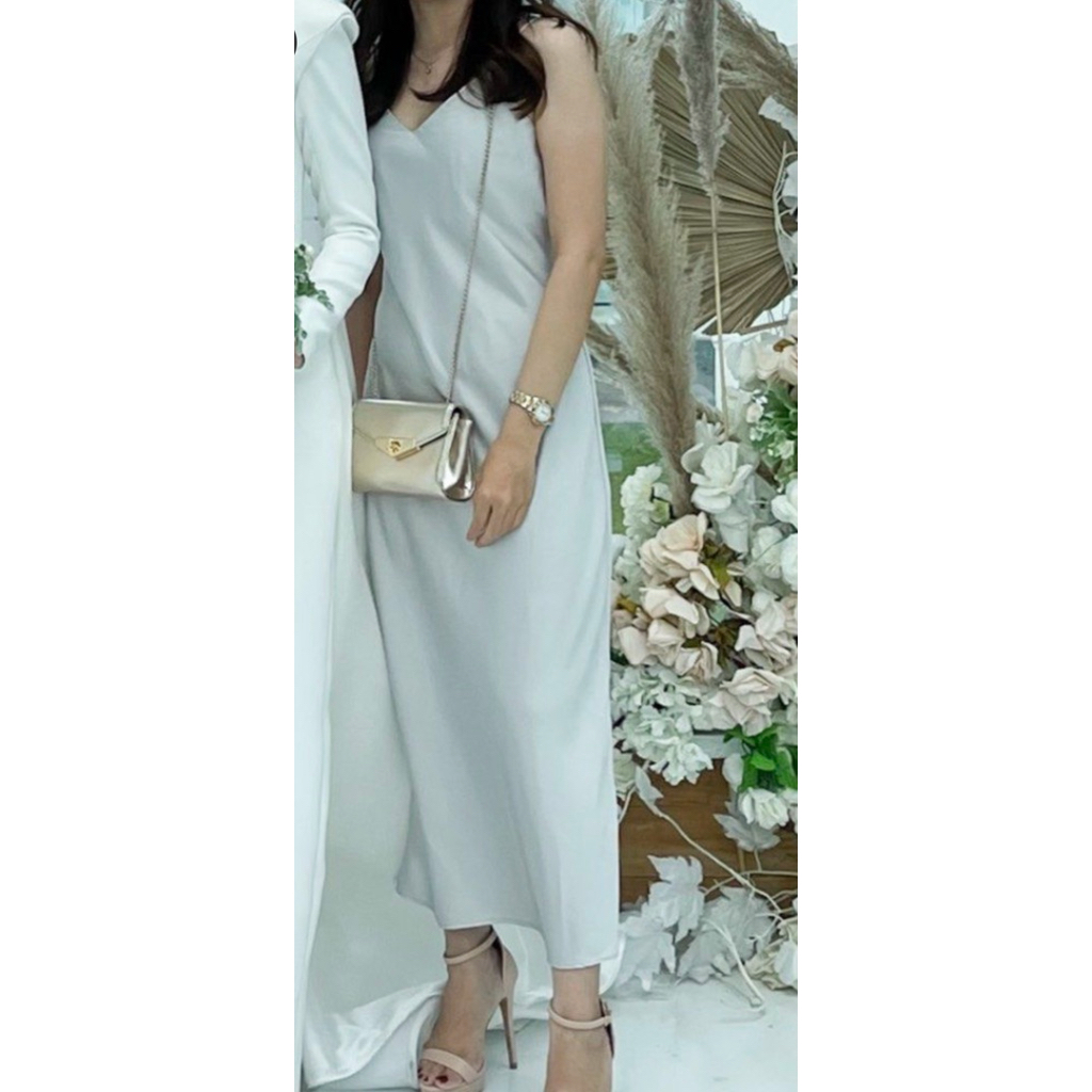 satin dress / dress pesta / silver dress