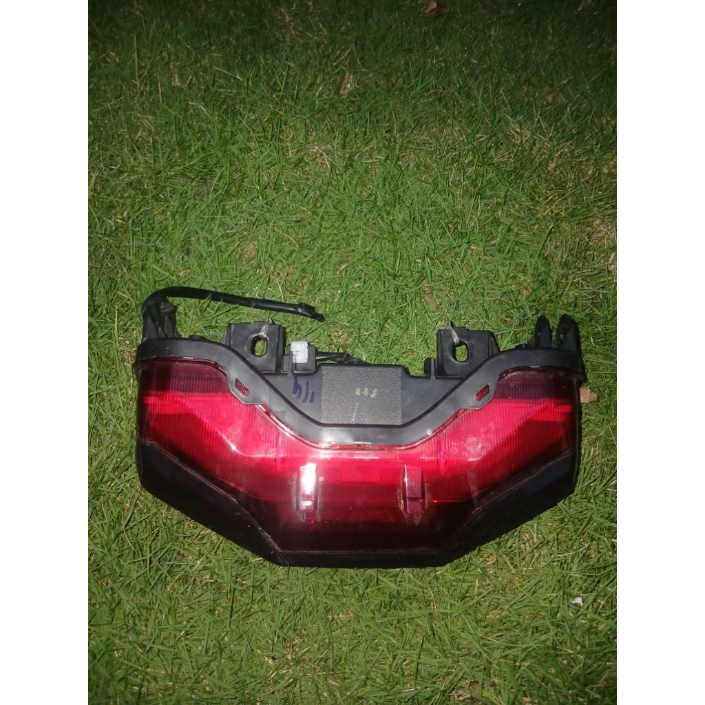 Lampu Belakang Adv 150 Original Pnp Adv 160 Stoplamp Lampu Stop Adv Original Copotan