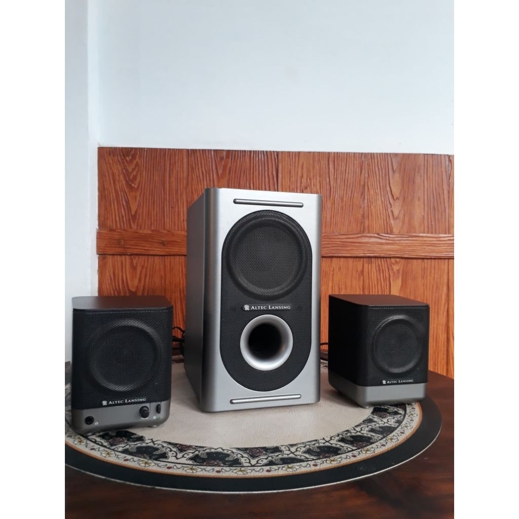Speaker Computer PC Altec Lansing 221