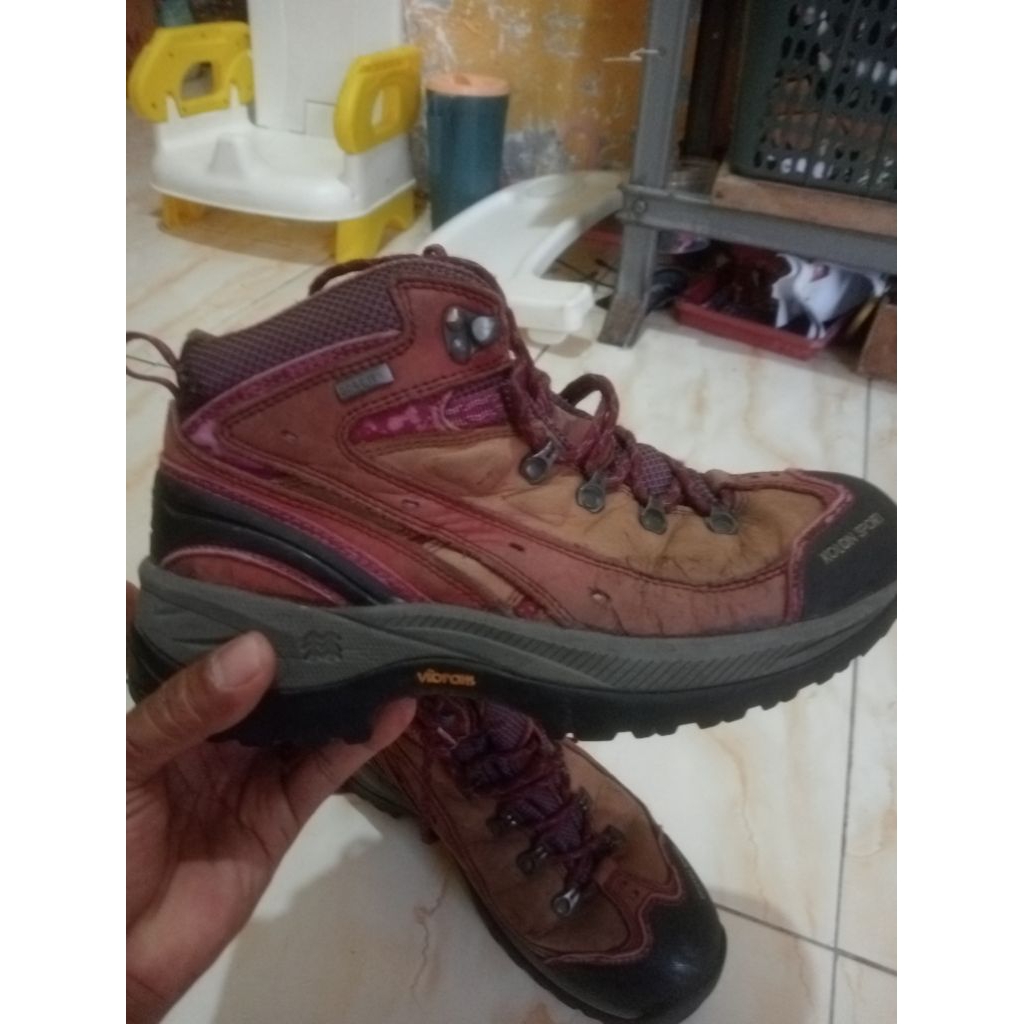 sepatu outdoor kolon sport original