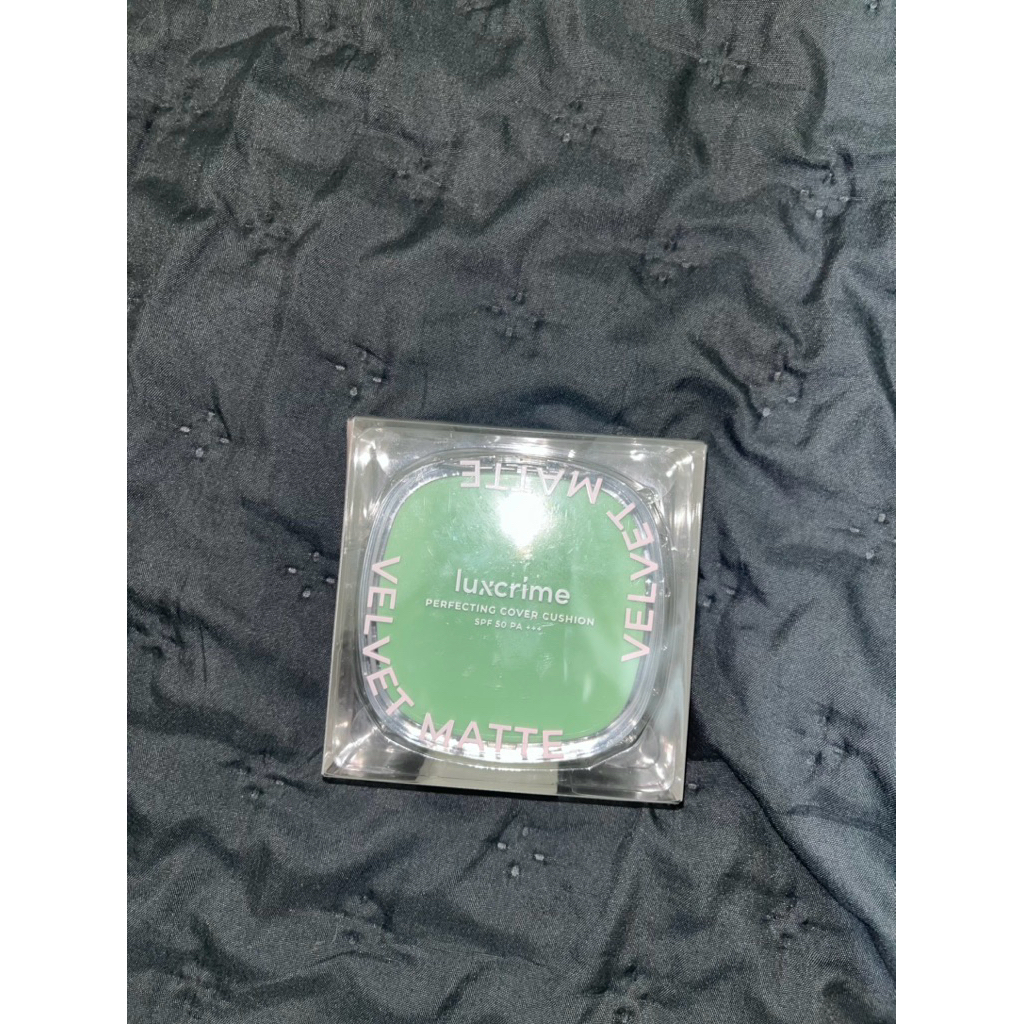Cushion Luxcrime