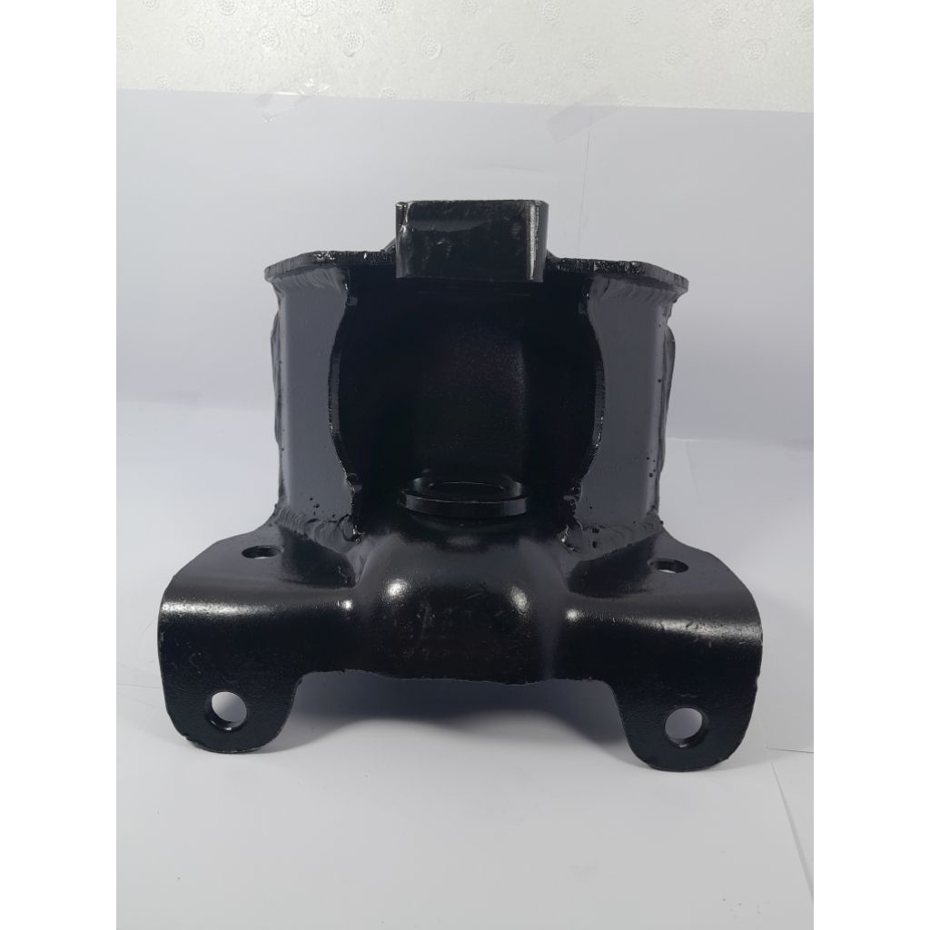 HANGER INDUK BRACKET SPRING DUDUKAN PER BELAKANG TOYOTA HT125 HT130 HINO 300