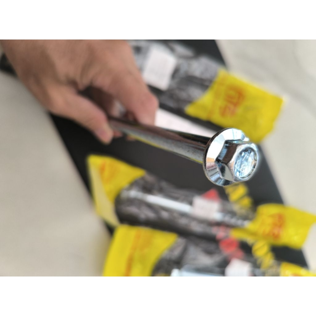 As roda belakang Supra fit new kharisma supra 125, as roda + mur