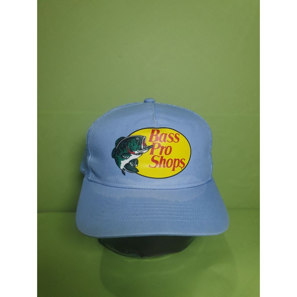 topi ikan bass pro