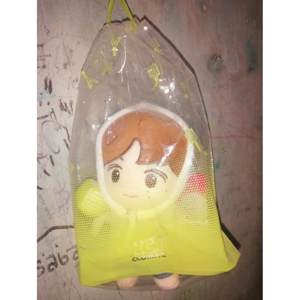 Readystock Official doll Haechan nct dream