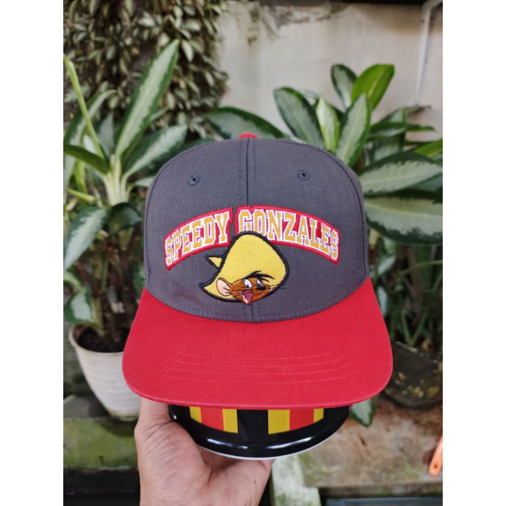 Topi Snapback SPEEDY GONZALEZ, SIX FLAGS By LOONEY TUNES