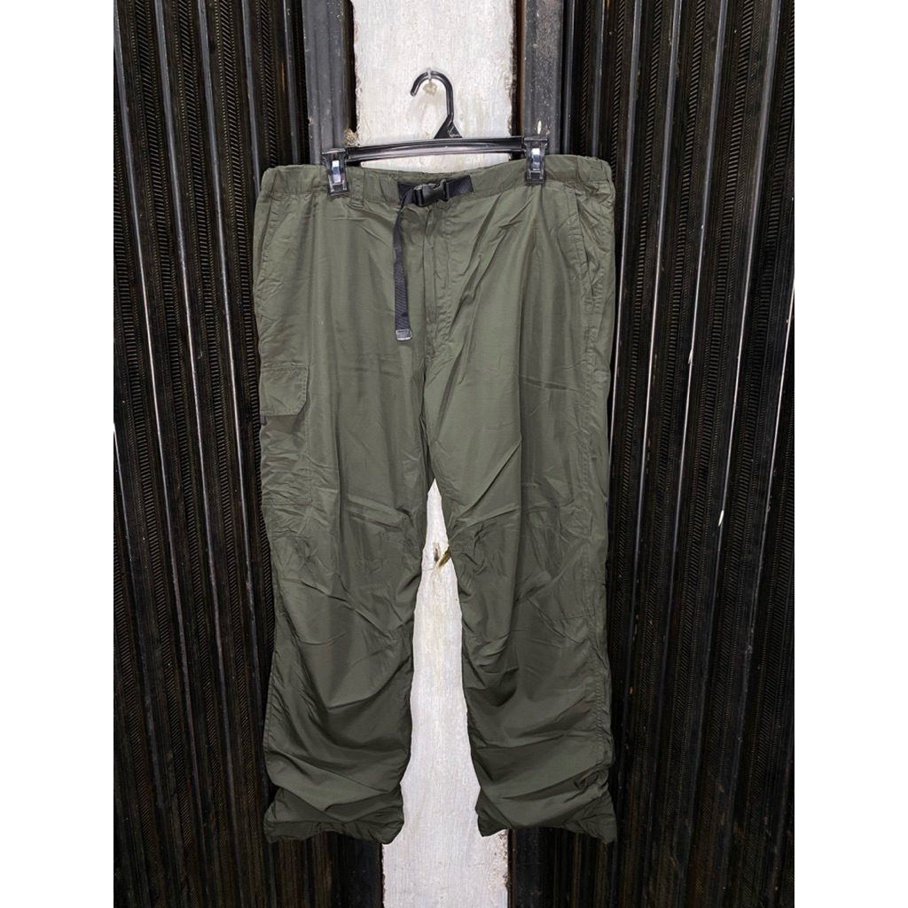 celana cargo uniqlo heattech army