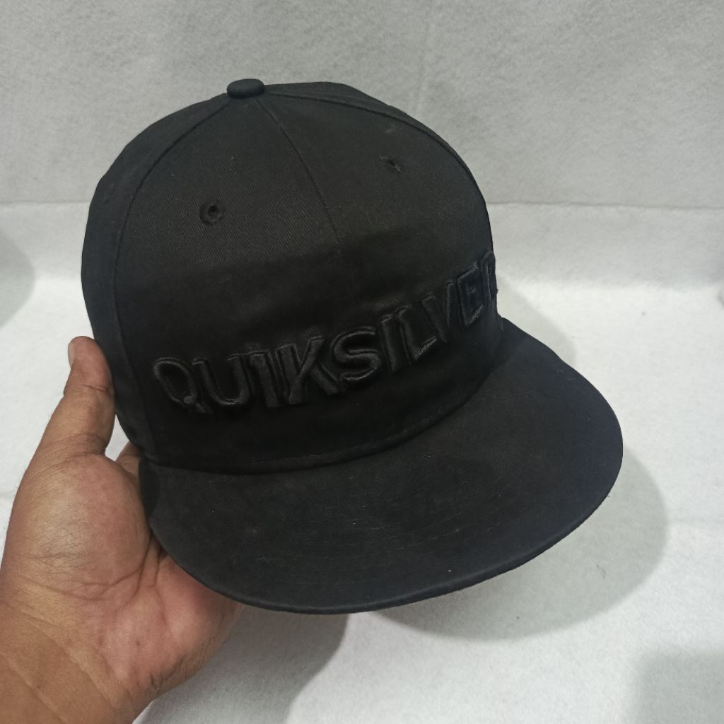 ​Topi Snapback Quiksilver Triple Black New Era 9FIFTY - Topi Surfing Hitam Second Minus Repaint