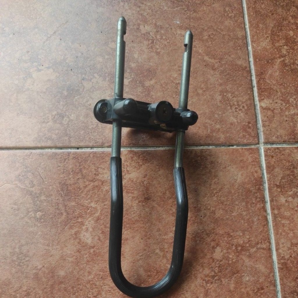 Kunci Roda Motor