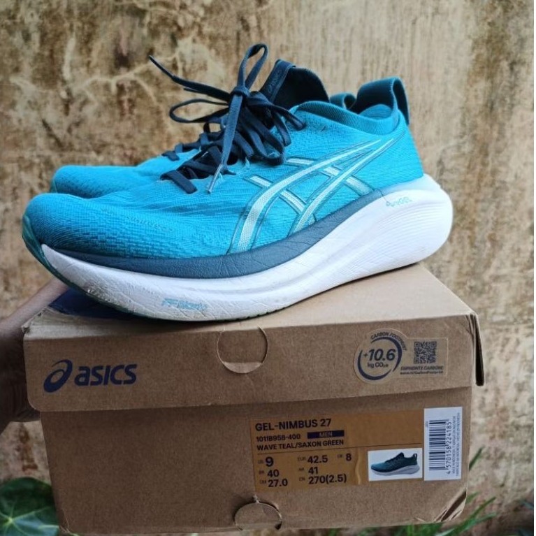 (Size 42,5) Sepatu Running second Asics GelNimbus 27