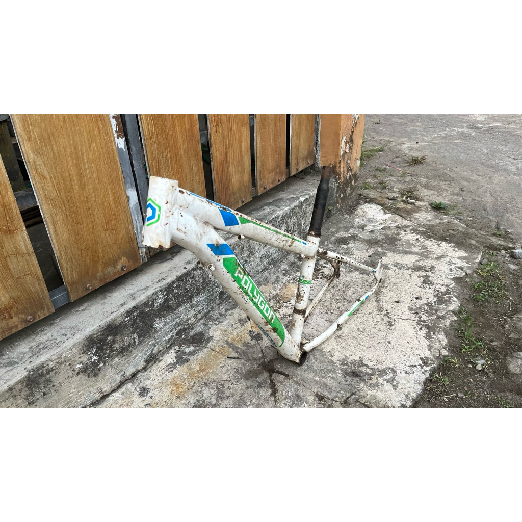 Frame MTB Sepeda Gunung Polygon Monarch JR UK 26 karatan