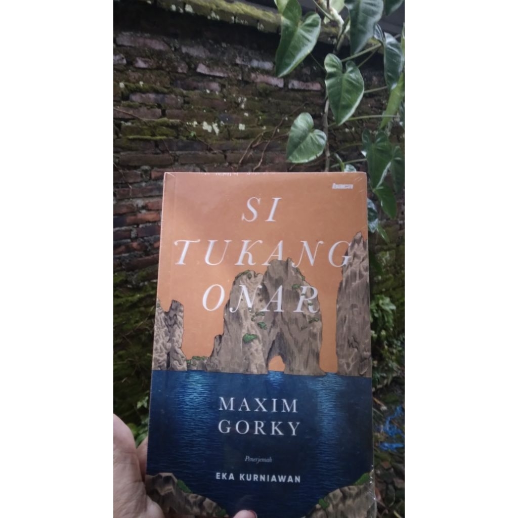 SI TUKANG ONAR - MAXIM GORKY