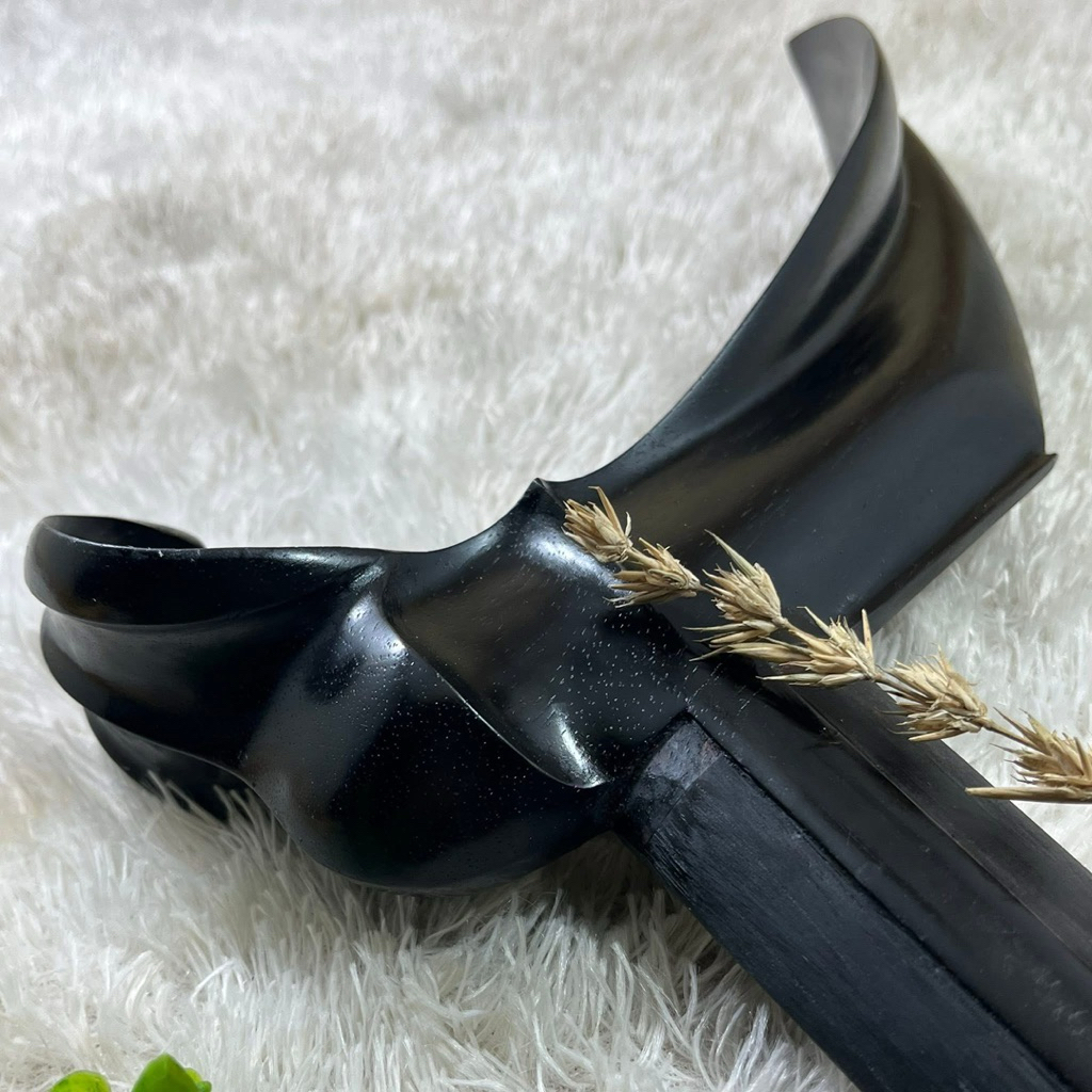 Warangka Keris Ladrang Solo Blewah Kayu Ebony