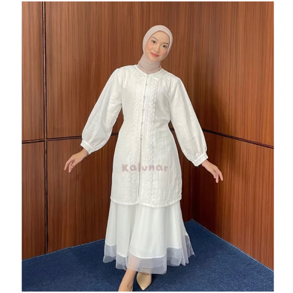 PRELOVED LIKE NEW Kalunar Joy Tunik, Tunik Joy Kalunar Broken White