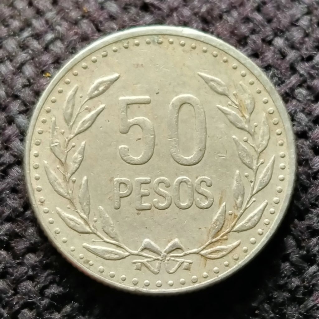 Koin Kuno Colombia 50 pesos 1990