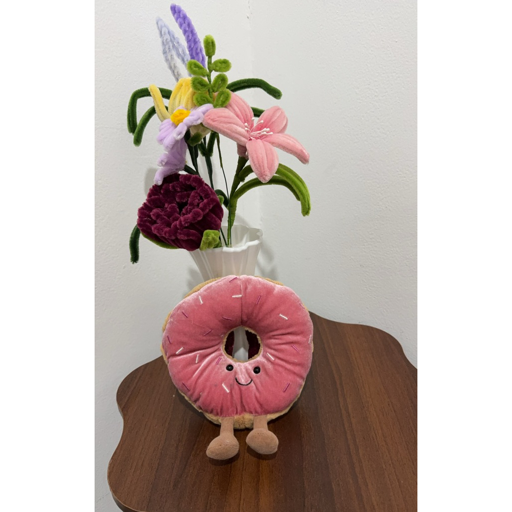 Jellycat original doughnut