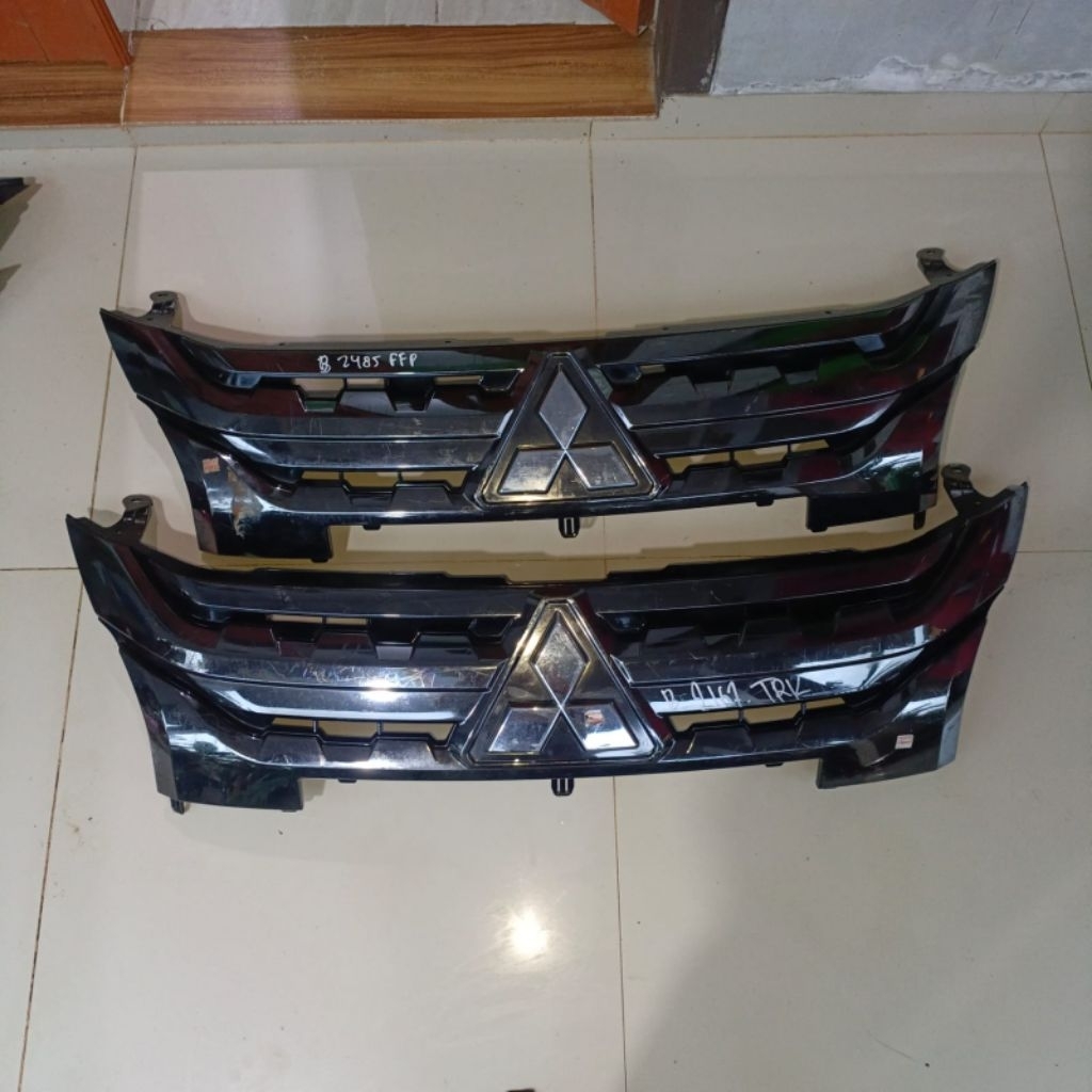 GRILL BUMPER DEPAN MITSHUBISHI XPANDER CROSS ORIGINAL