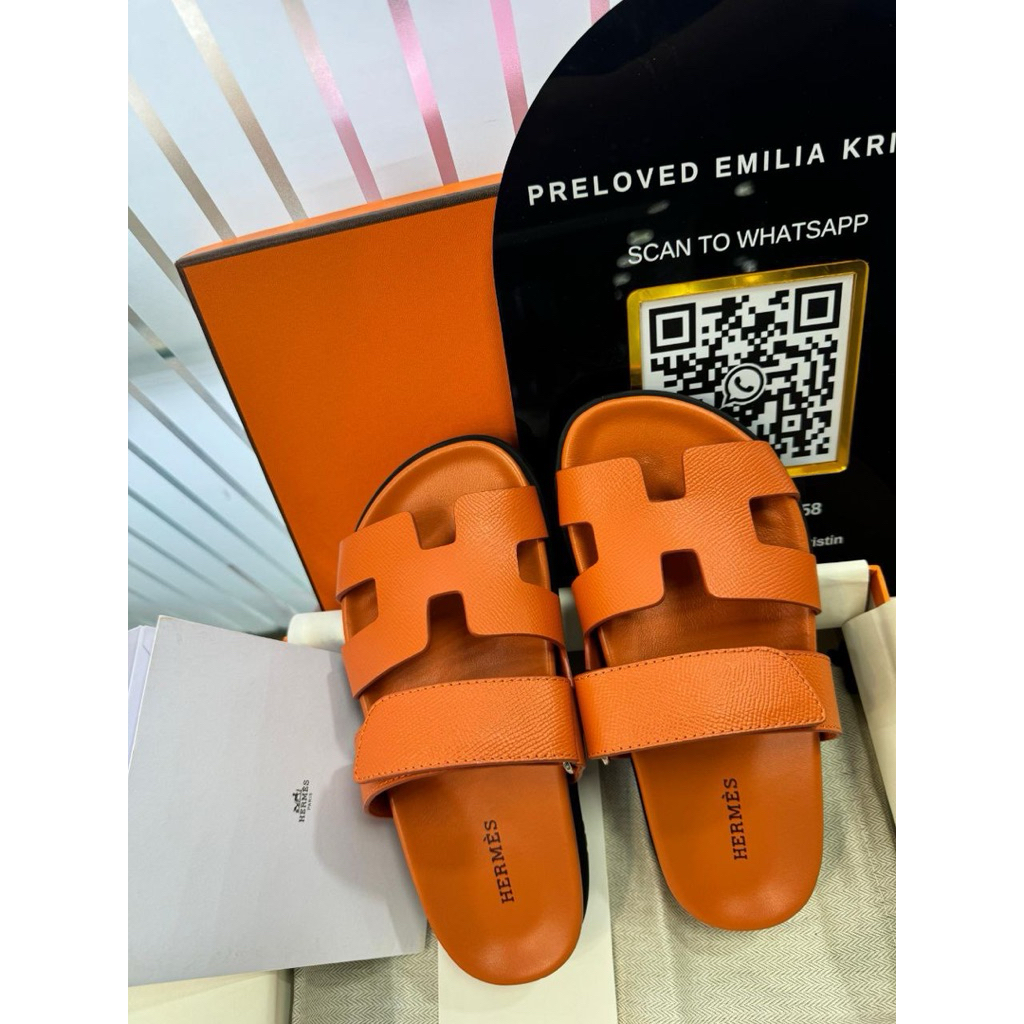 Preloved Orange Leather Chypre Sandal